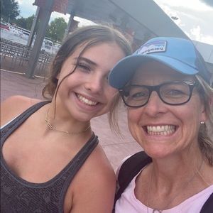 Meet your Posher, Brandy